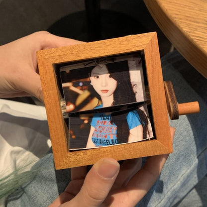 Mechanical Hand-Crank Dynamic Photo Album Photo Luminous Music Box Solid Wood Handmade Creative Custom Anniversary Gift