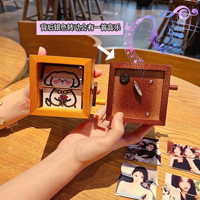 Mechanical Hand-Crank Dynamic Photo Album Photo Luminous Music Box Solid Wood Handmade Creative Custom Anniversary Gift