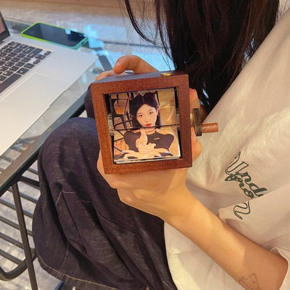 Mechanical Hand-Crank Dynamic Photo Album Photo Luminous Music Box Solid Wood Handmade Creative Custom Anniversary Gift